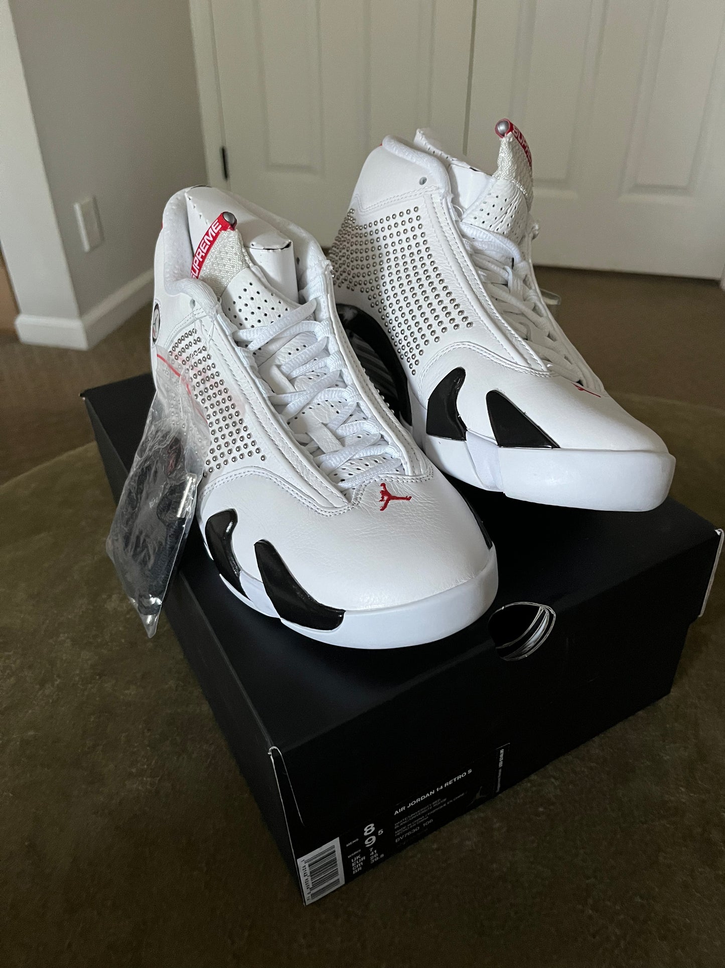 Jordan XIV Retro x Supreme  Brand New DS